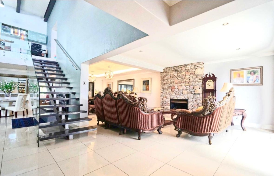 5 Bedroom Property for Sale in Gonubie Eastern Cape